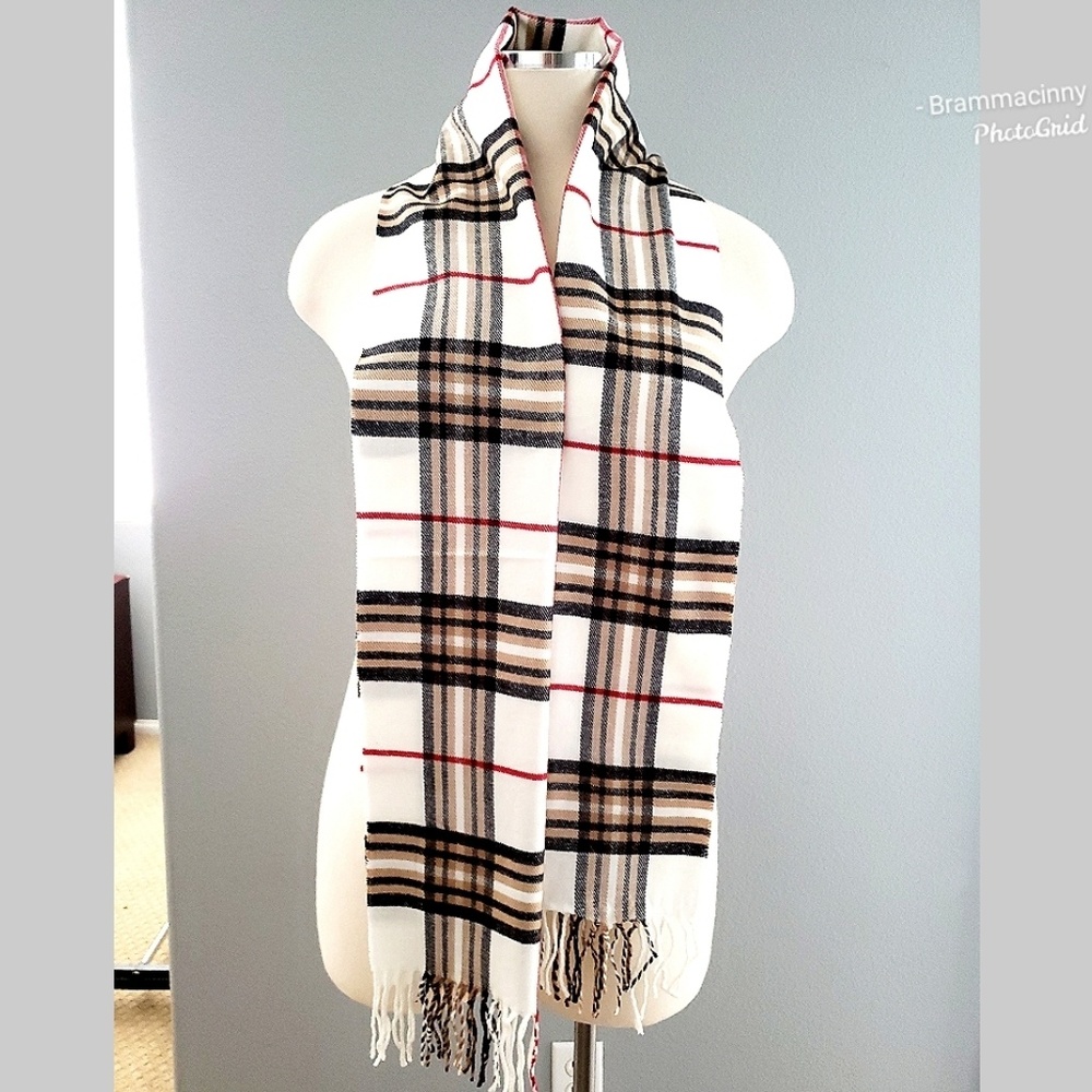 100% Cashmere Checked Made in Scotland Plaid Scarf - Picture 3 of 8